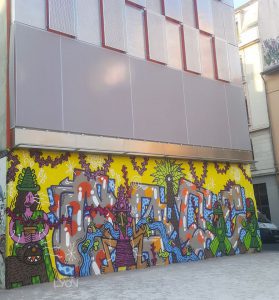 POES sur le mur de La Gâche,  place Mazagran, Lyon 7e