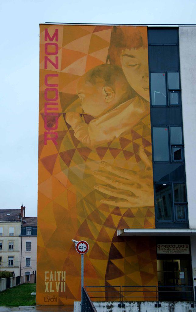 Faith47 pour (RED) grande rue de la croix rousse, Lyon 4e
